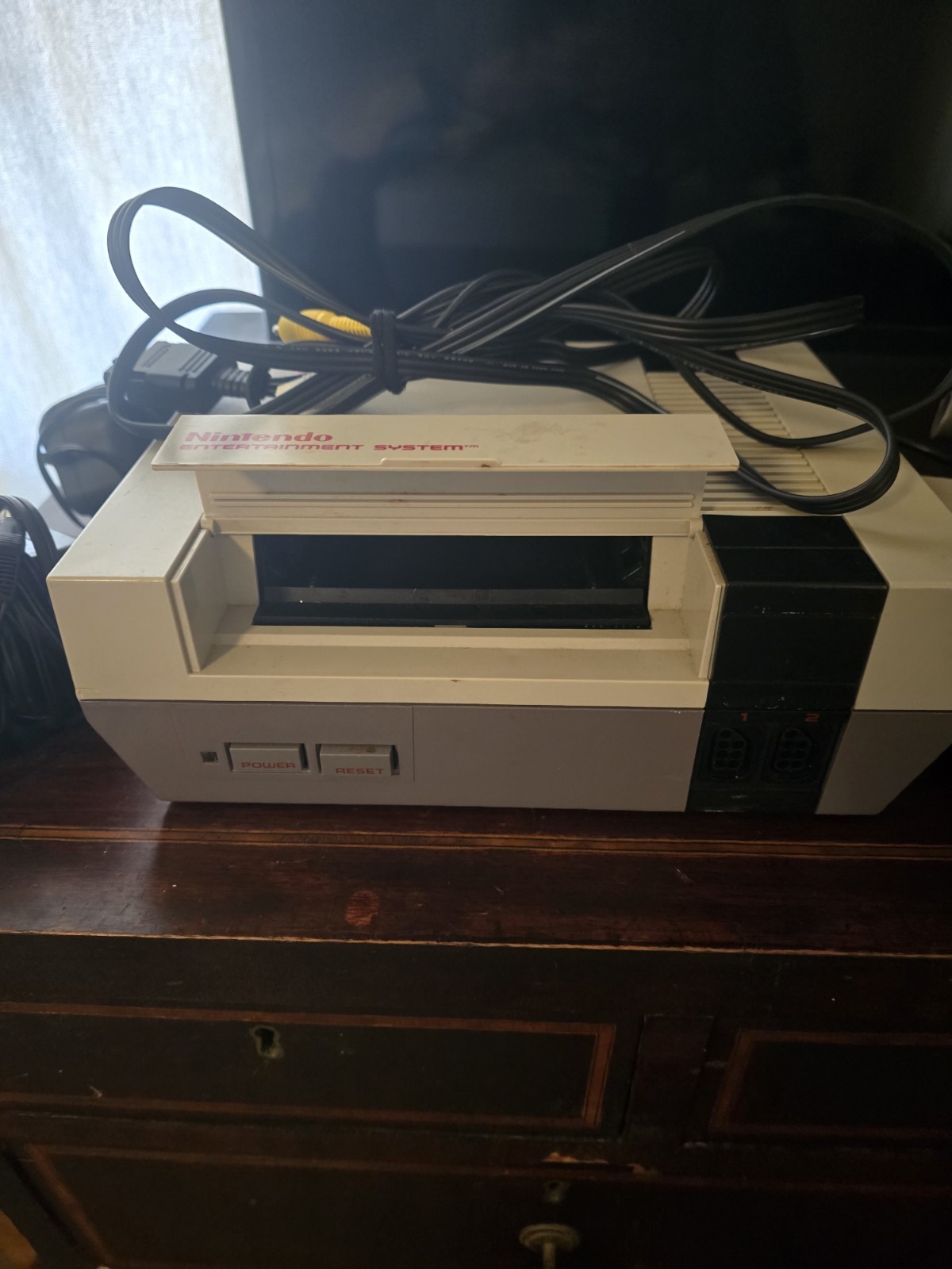 Nintendo NES Console – Tested – Game, Controllers, Duck Hunt Gun, Power & Cable!
