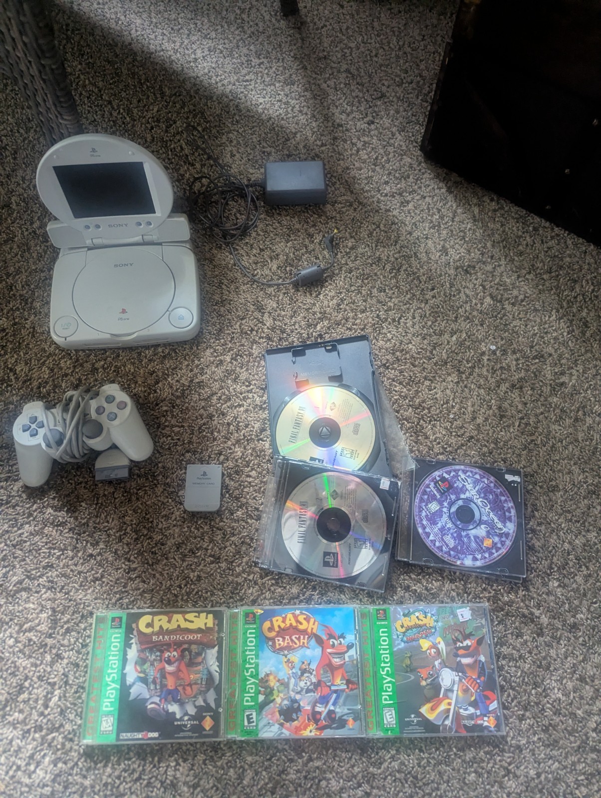 Sony PlayStation 1 Slim + LCD Combo And Games With Memory Card Psx Ps1