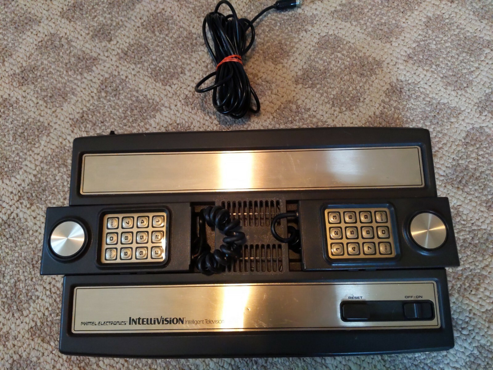 Vintage Mattel Intellivision 2609 Console System Promotional Demo Kiosk Unit