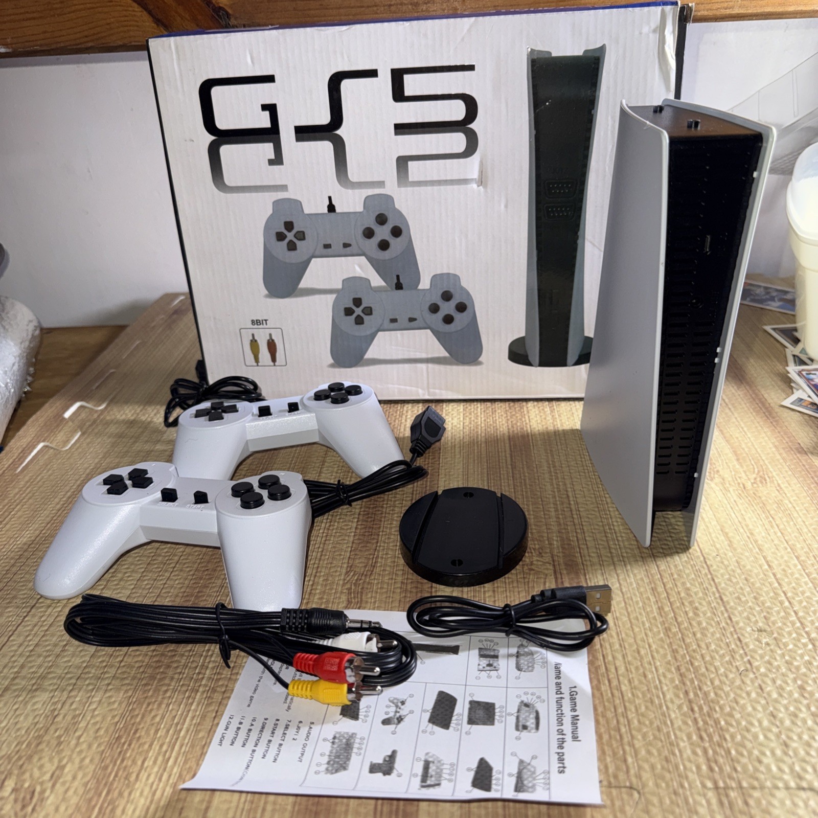 GameStation 5 Home Console 8-Bit Composite RCA, Two Controllers, Black/White