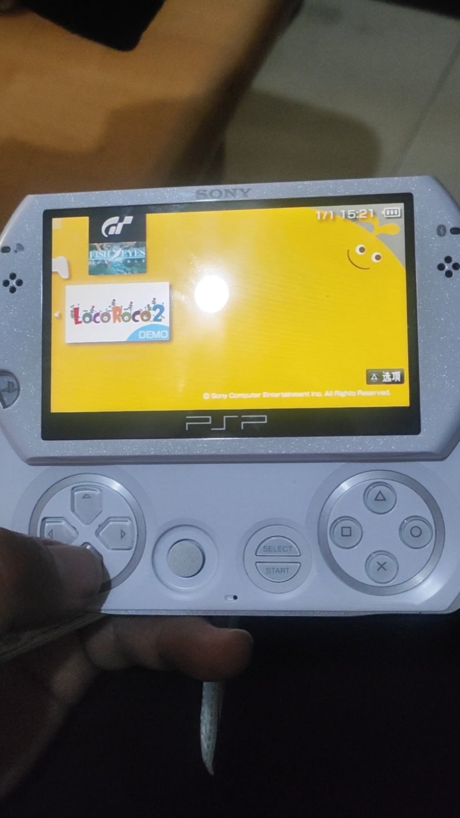 Sony PSP Go White N1000 – 16GB, Good Condition, with Games