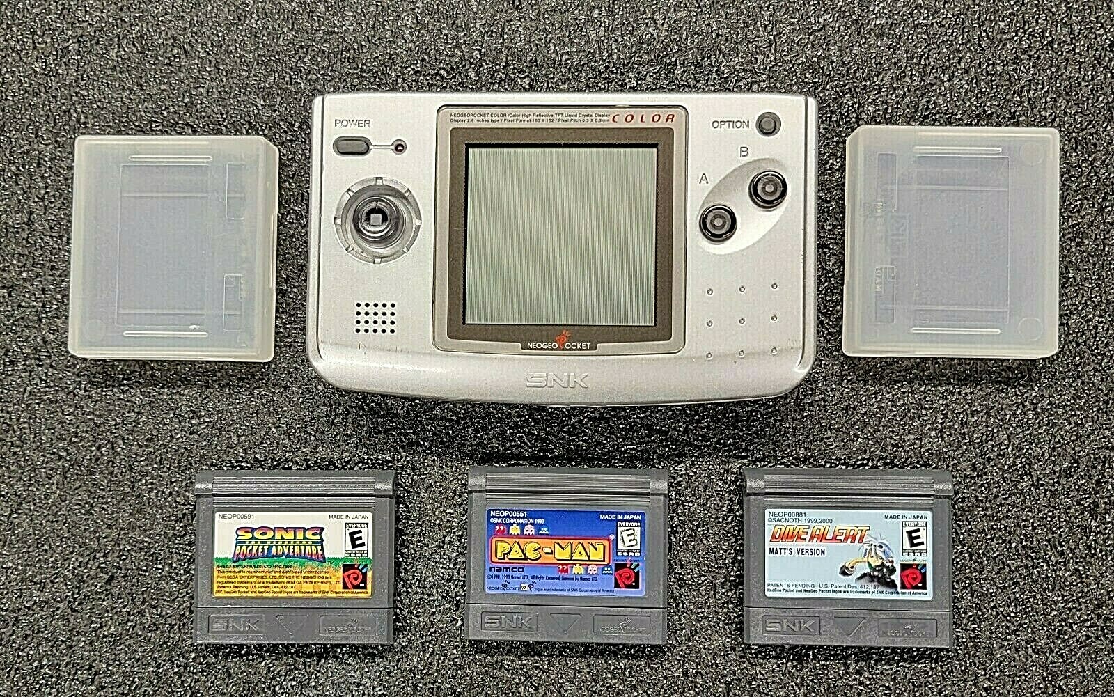 SNK NEO GEO Pocket Color Console Silver with 3 games Tested with a case
