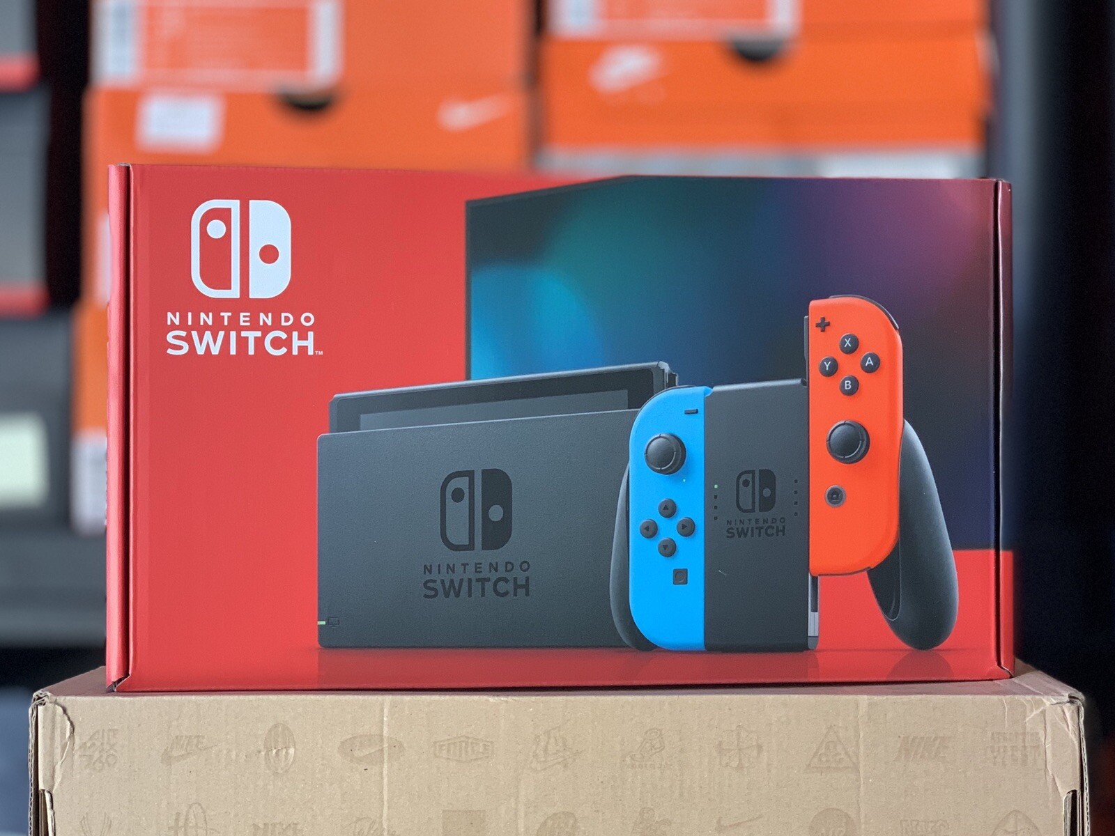 BRAND NEW NINTENDO SWITCH 32GB GRAY CONSOLE NEON BLUE RED JOY-CONS
