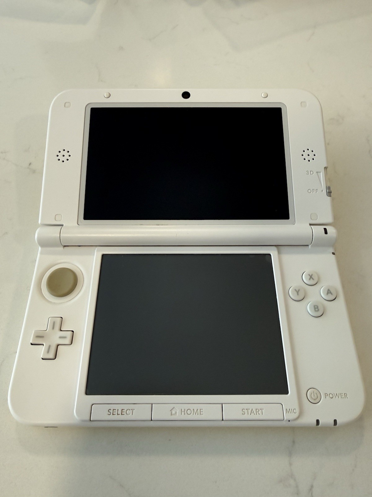Nintendo 3DS LL Pikachu Edition Yellow Handheld Console Japan Exclusive 4GB